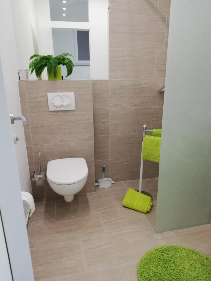 Apartmani Deluxe Jasenice  Εξωτερικό φωτογραφία